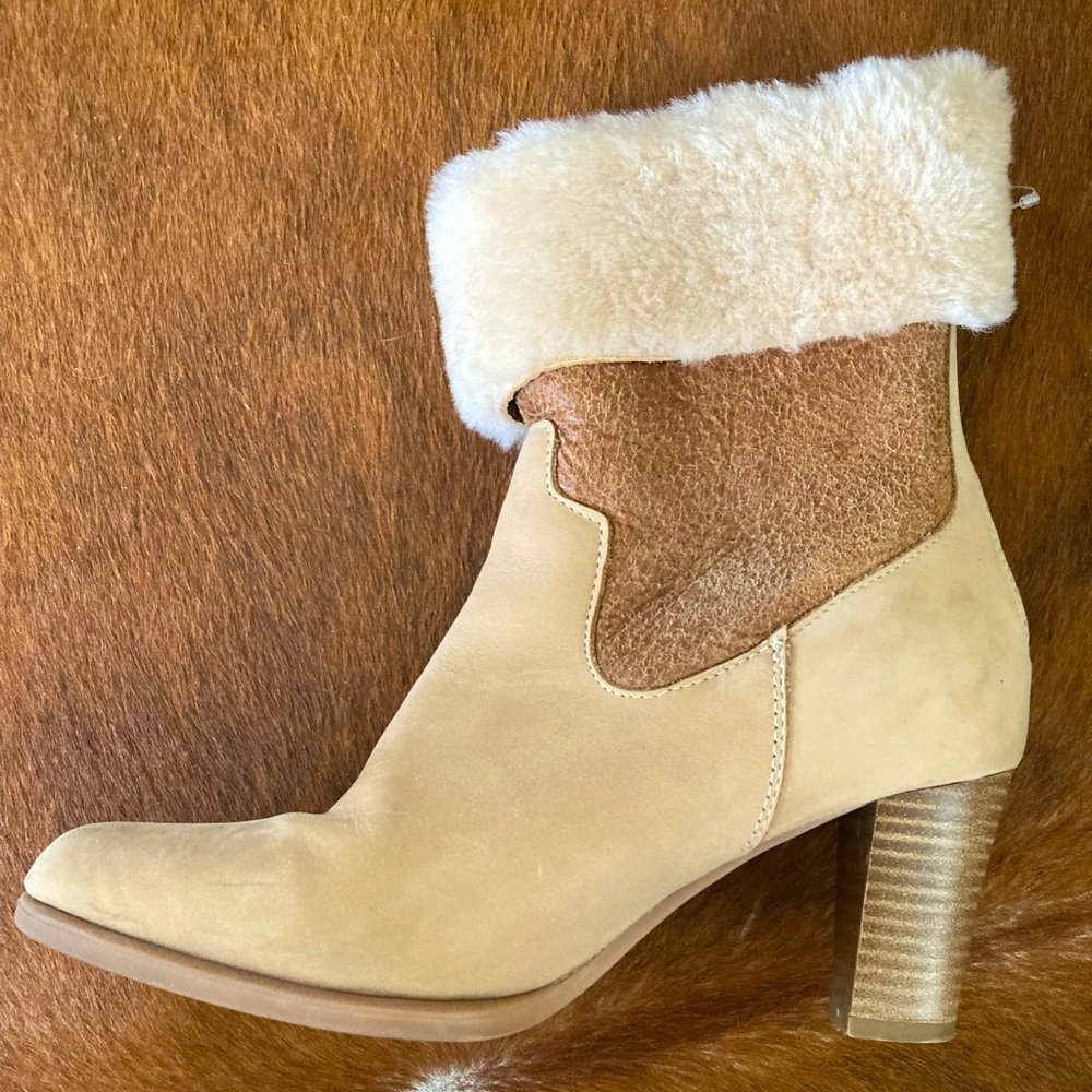 Blondo Genuine Sheerling Ankle Boot, W8.5 *runs small